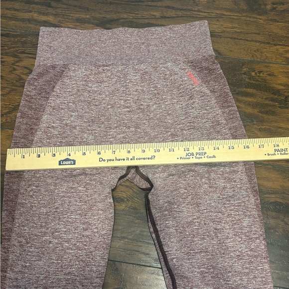 🔥GYMSHARK Flex Leggings- S (winterberry) tag is gone so see pics for size. - Picture 6 of 7
